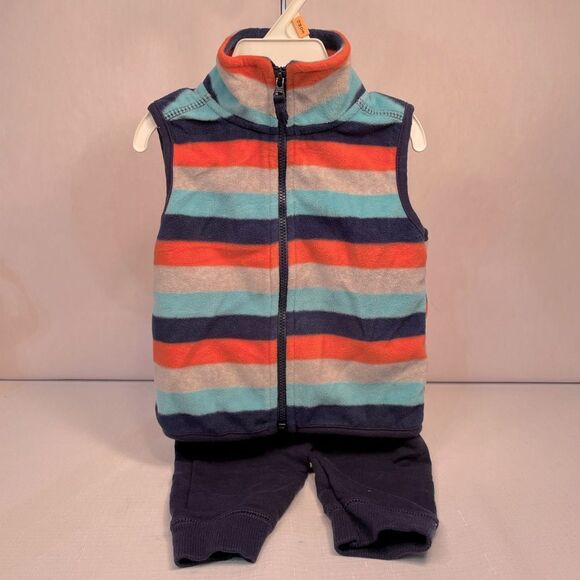 CARTER’S 2 PIECE OUTFIT ZIPPERED FLEECE VEST AND PULL ON SWEAT PANTS SIZE 12MOS - Picture 1 of 5